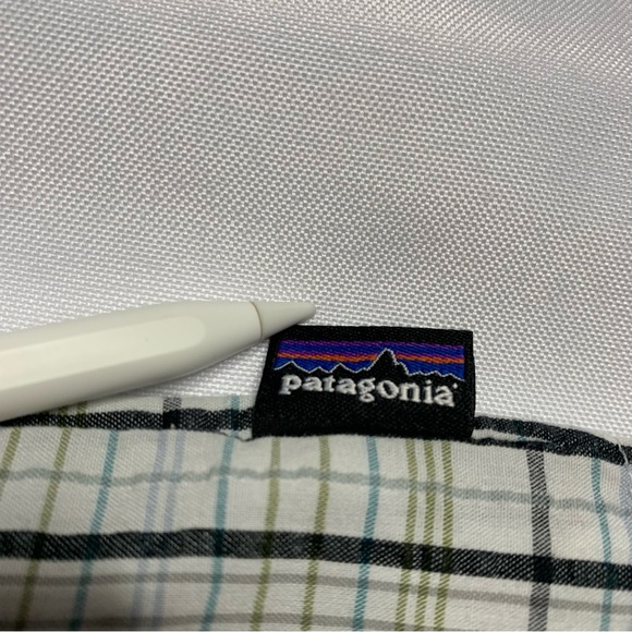 Patagonia White Plaid Short Sleeve Button Down Size: Large - Picture 4 of 5